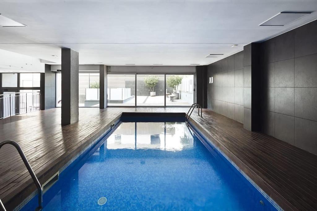 Cozy Apartment Forum Beach Сант Адриа де Бесос Екстериор снимка