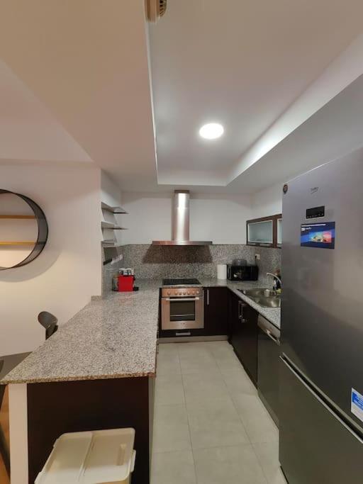 Cozy Apartment Forum Beach Сант Адриа де Бесос Екстериор снимка
